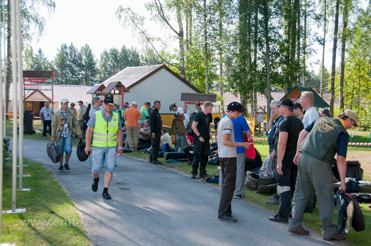 017 Chief Marshal on the move 